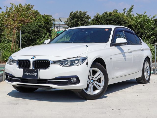 ３シリーズ　セダン　３２０ｉ　スポーツ