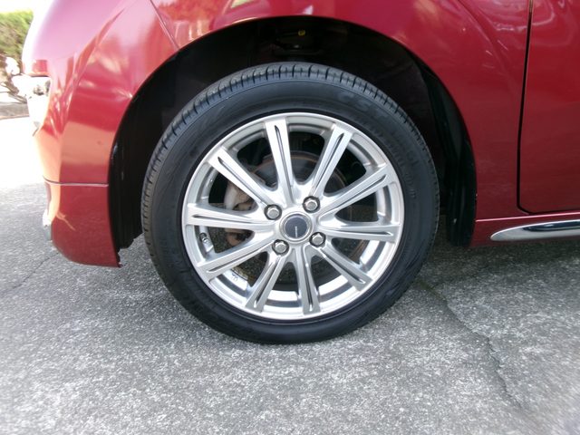 車両画像16
