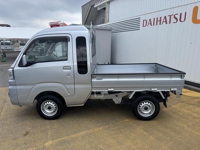 車両画像4