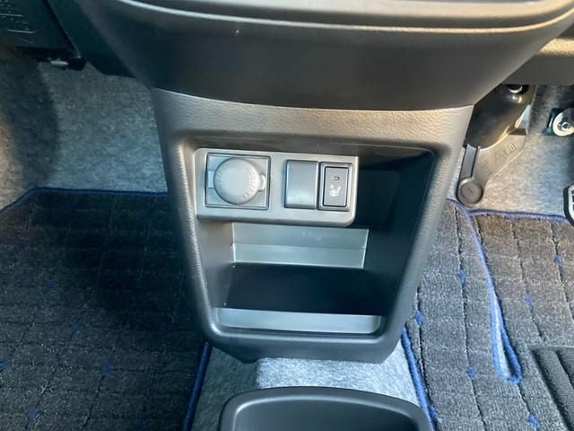 車両画像18