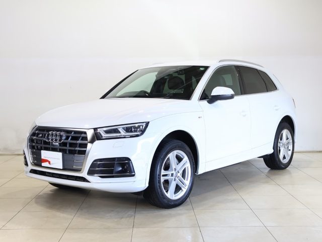 Ｑ５　４０ＴＤＩ　クワトロ　スポーツＳラインＰ