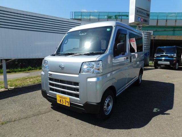 ハイゼットカーゴ　４ＷＤ　デラックス