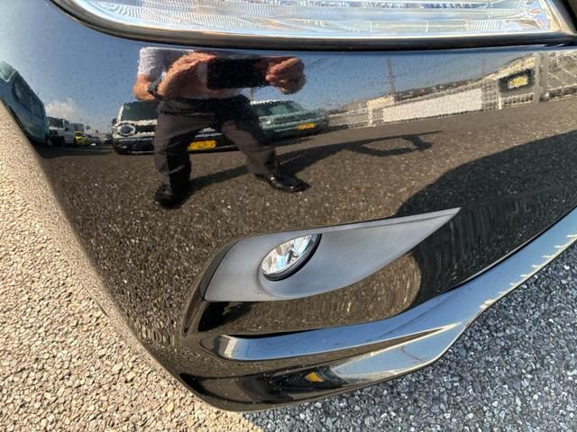 車両画像10