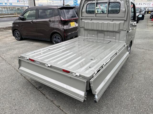 車両画像8
