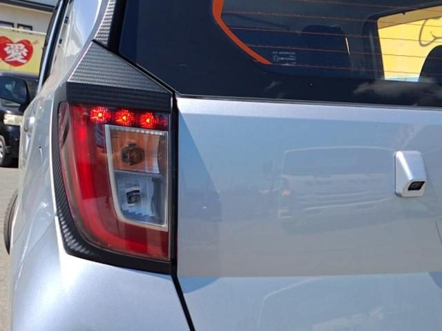 車両画像11