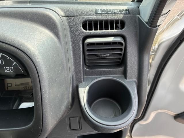 車両画像16