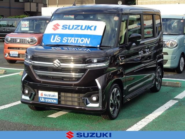 スペーシア　カスタム　４ＷＤ　カスタム　ＨＹＢＲＩＤ　ＸＳターボ　ナビ