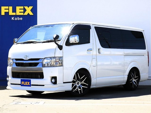 ハイエースバン　２ＷＤ　５Ｄ２．０スーパーＧＬダークプライムⅡロ
