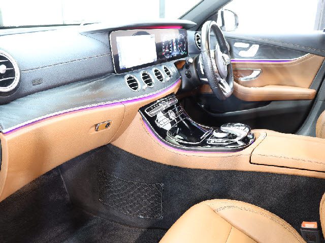 車両画像2