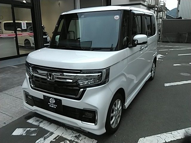 Ｎ　ＢＯＸ　カスタム　４ＷＤ　カスタム Ｌ・ターボ