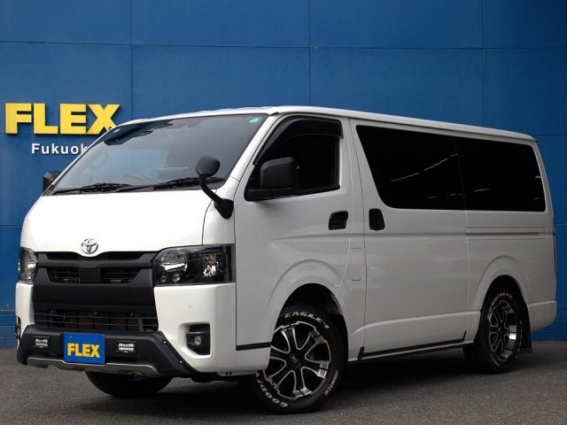 ハイエースバン　４ＷＤ　５Ｄ２．８ＤＴスーパーＧＬダークプライム