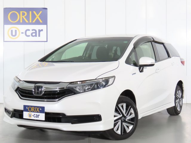 シャトル　ハイブリッド　４ＷＤ　ホンダセンシング