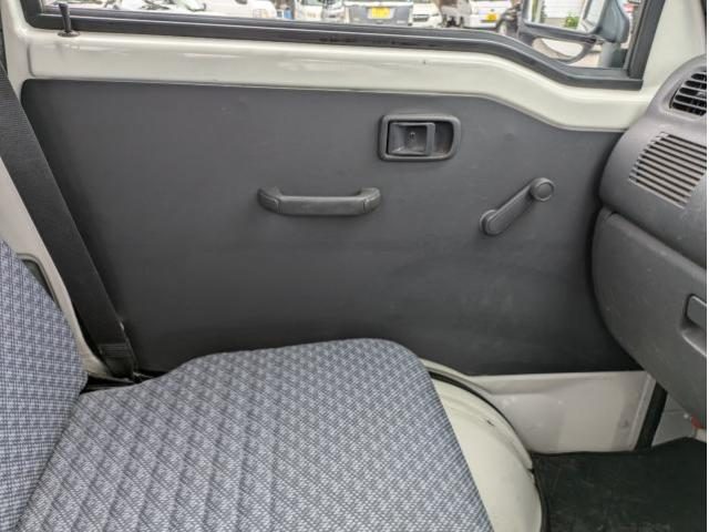 車両画像14