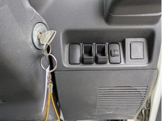 車両画像15