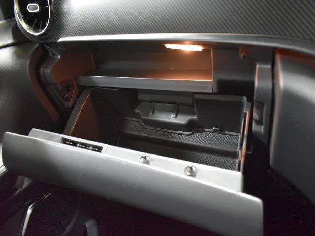 車両画像14
