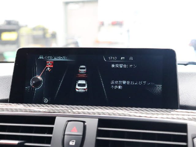 車両画像10
