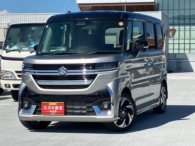 スペーシア　カスタム　４ＷＤ　カスタム　ＨＹＢＲＩＤ　ＸＳ　４ＷＤ　両