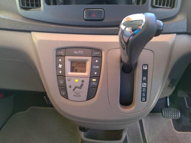 車両画像16