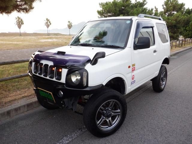ジムニー　４ＷＤ　６６０　ＸＣ　４ＷＤ　ターボ　５ＭＴ　リ