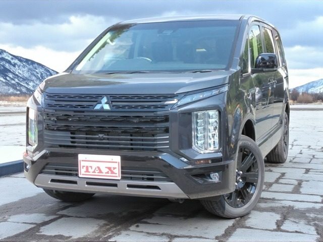 デリカ　Ｄ：５　４ＷＤ　２．２　シャモニー　電動サイドステップ非