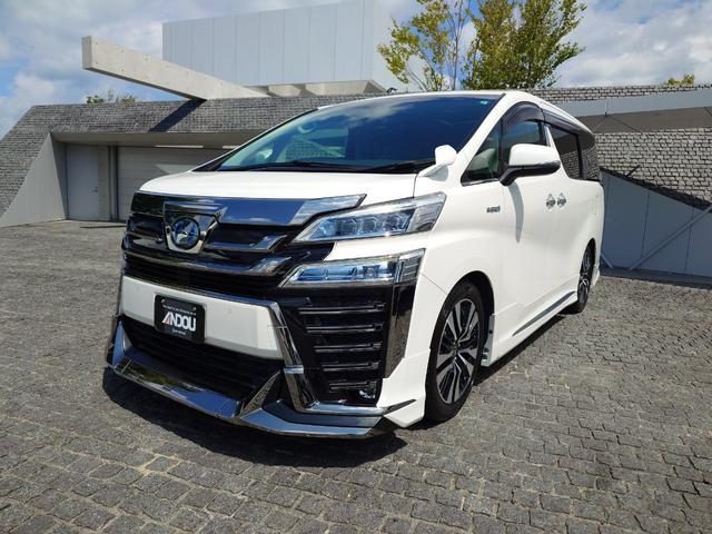 ヴェルファイア　ハイブリッド　４ＷＤ　ＺＲ　Ｇエディション