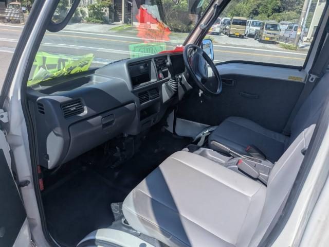 車両画像8