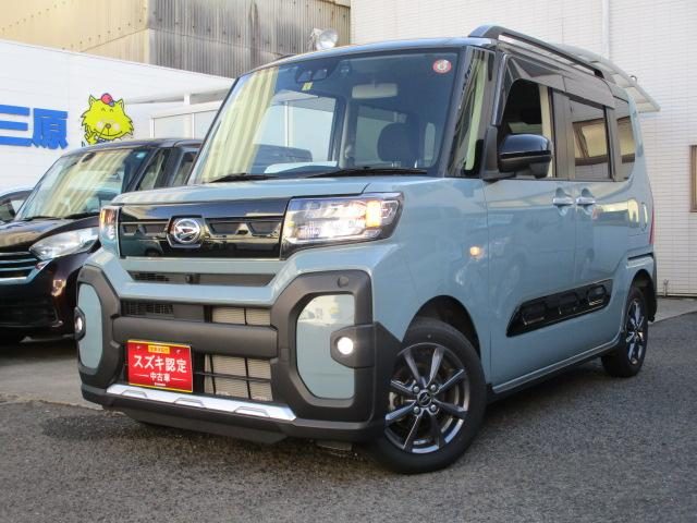 タント　ファンクロス　４ＷＤ　ファンクロス　全方位モニター付ナビ