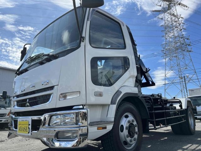 ファイター　増トン７．７ｔ積アームロール