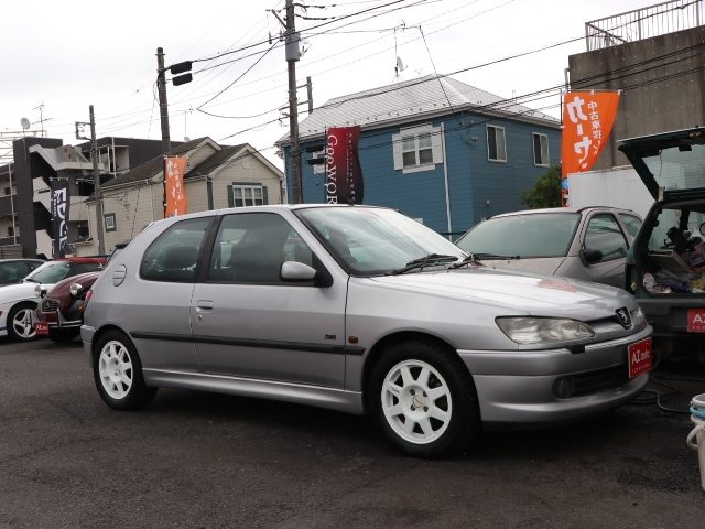 ３０６　ハッチバック　Ｓ１６