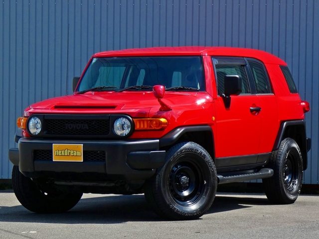 ＦＪ　クルーザー　４ＷＤ　レッドカラーパッケージ
