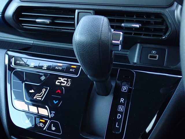 車両画像10