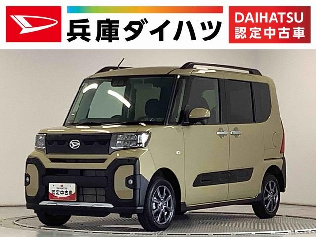 タント　ファンクロス　４ＷＤ　ベースグレード