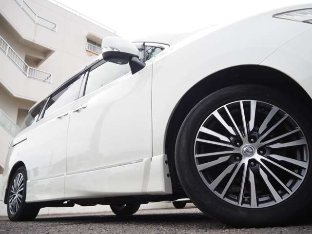 車両画像11
