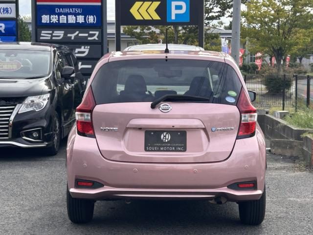 車両画像10