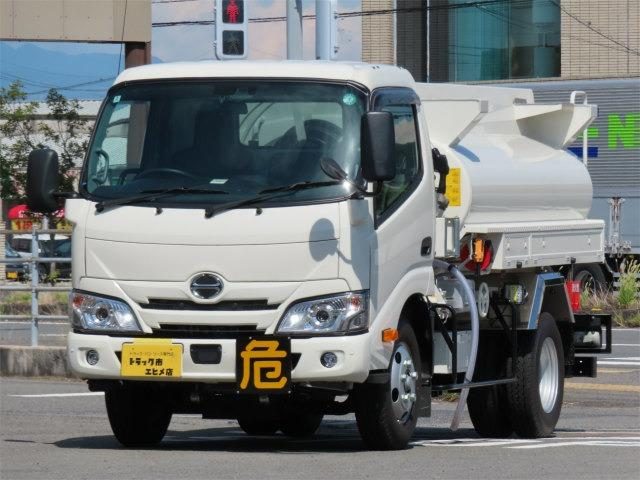 デュトロ　２．７９ＫＬ　３ＫＬ　タンクローリー