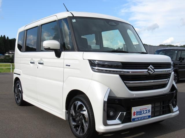 スペーシア　カスタム　４ＷＤ　カスタム　ＨＹＢＲＩＤ　ＸＳターボ