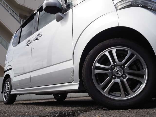 車両画像11