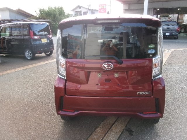車両画像4
