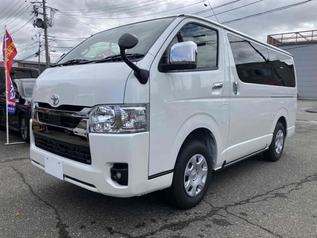ハイエースバン　４ＷＤ　スーパーＧＬ　ダークプライム２　ロング