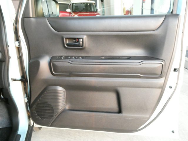 車両画像14