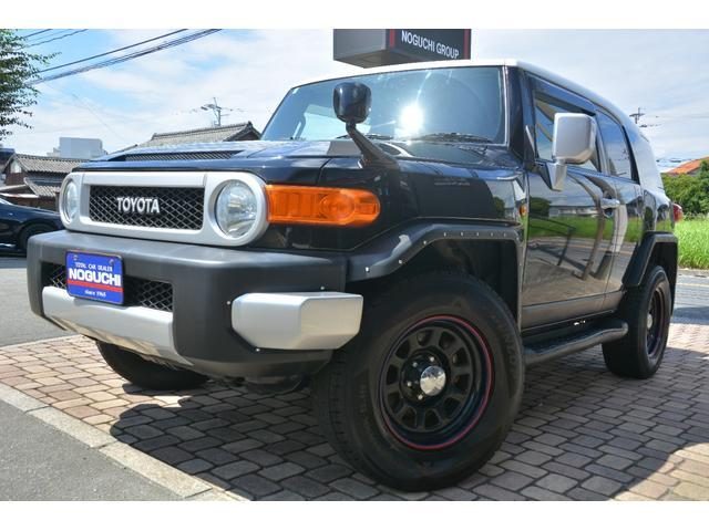 ＦＪ　クルーザー　４ＷＤ　カラーパッケージ　カスタム仕様！メーカー