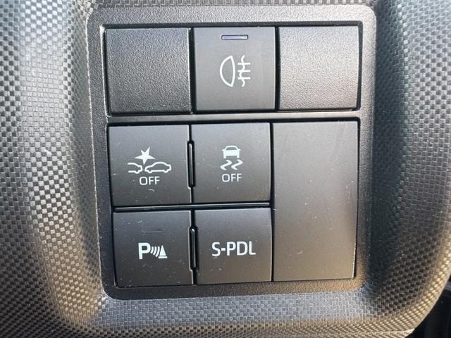 車両画像30