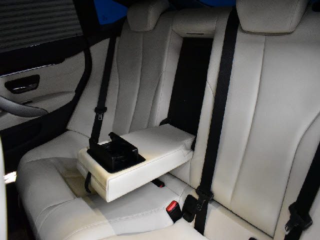 車両画像23