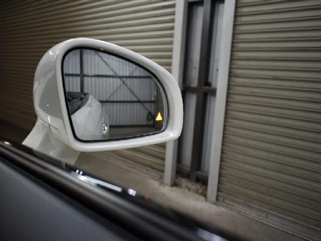 車両画像15