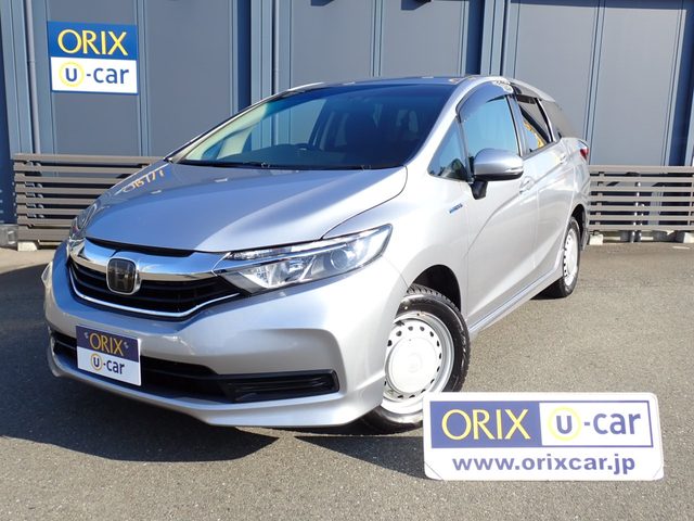 シャトル　ハイブリッド　４ＷＤ　ホンダセンシング