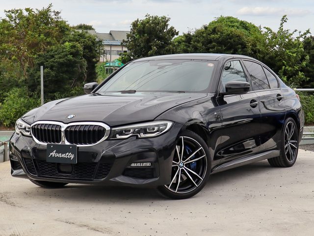 ３シリーズ　セダン　３２０ｉ　Ｍスポーツ