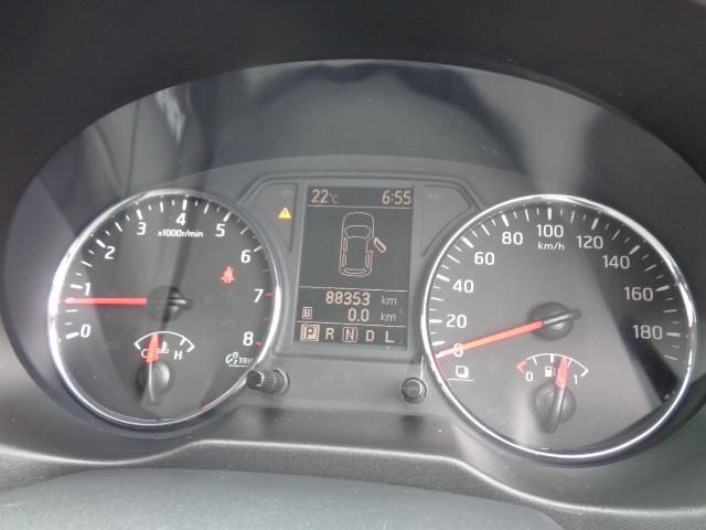 車両画像23