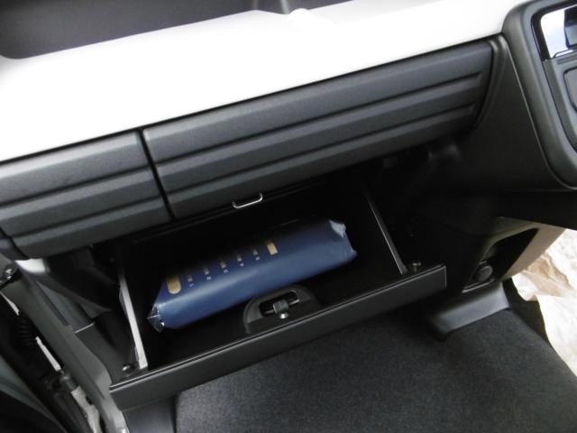 車両画像24