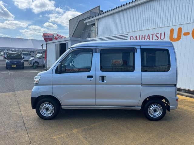 車両画像4