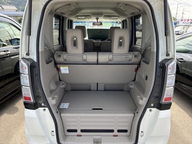 車両画像12